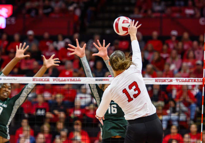 03_Merritt Beason_VB vs Michigan State 1013